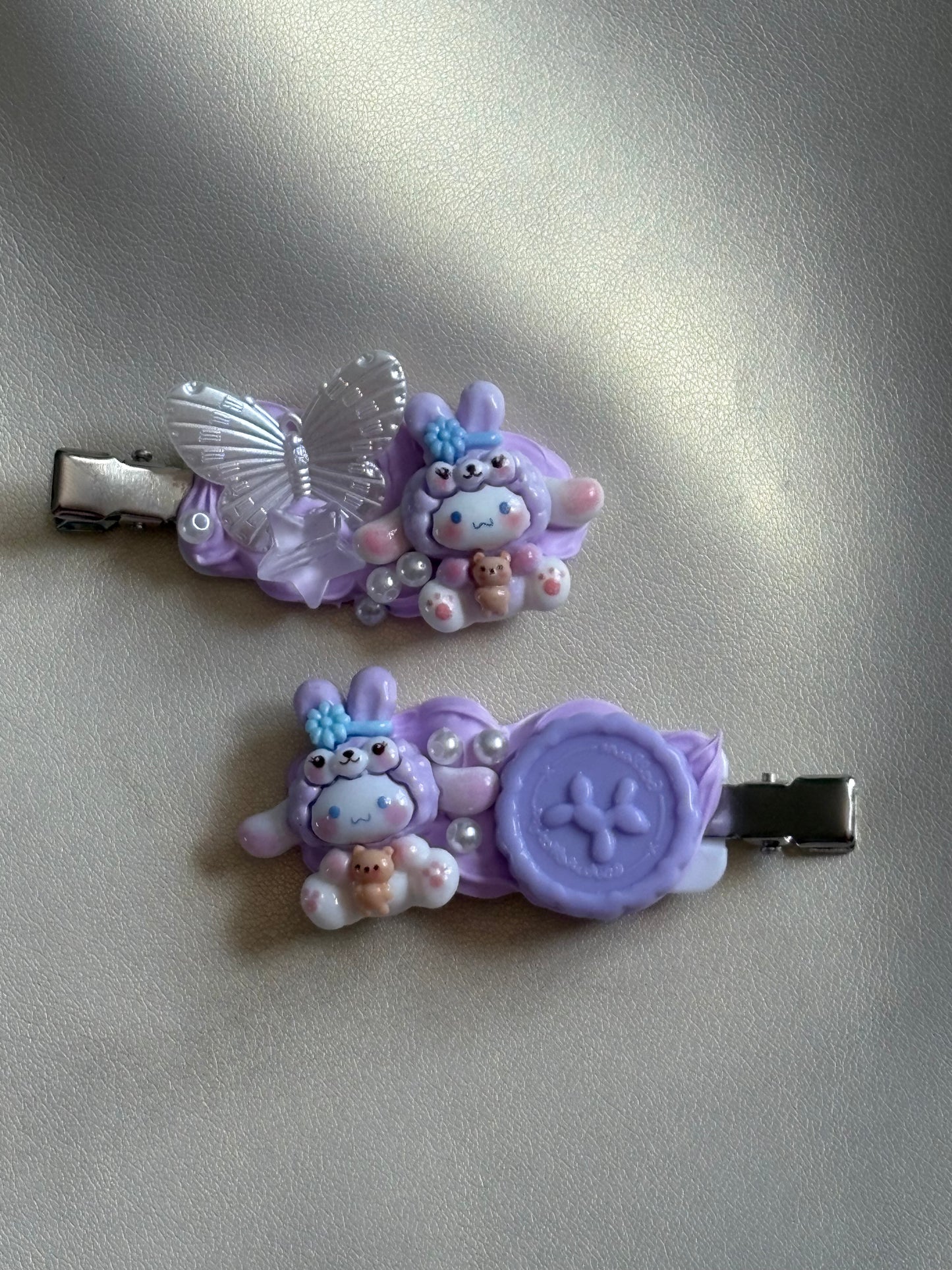 Barrette violette mignonne